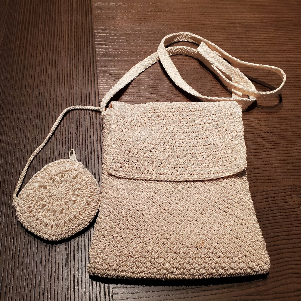 Crochet | Cream | Crossbody w/ Change Purse